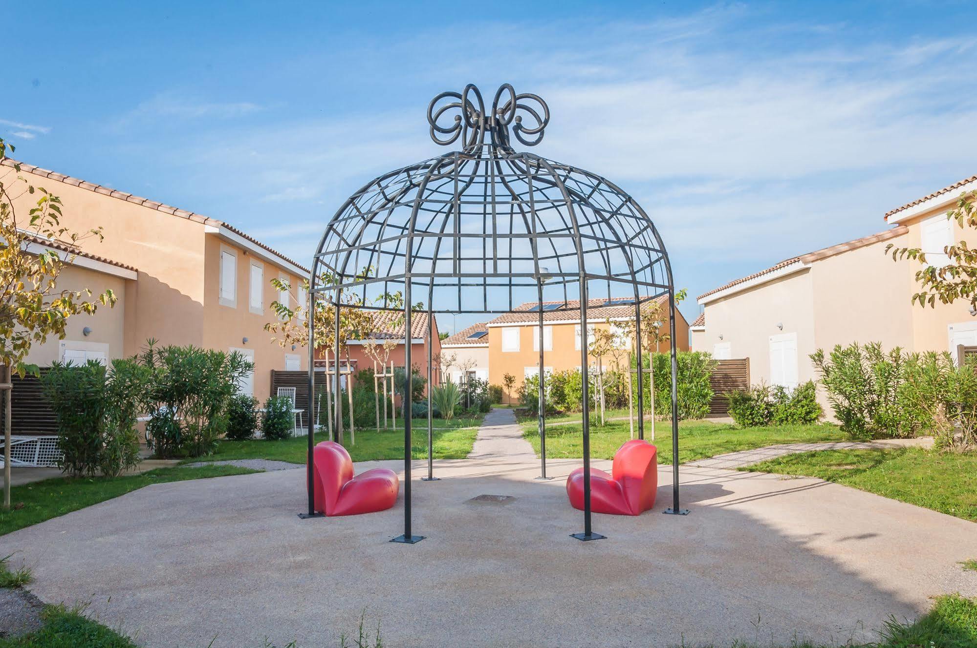 Vacanceole - Les Demeures Torrellanes - Saint-Cyprien Bagian luar foto