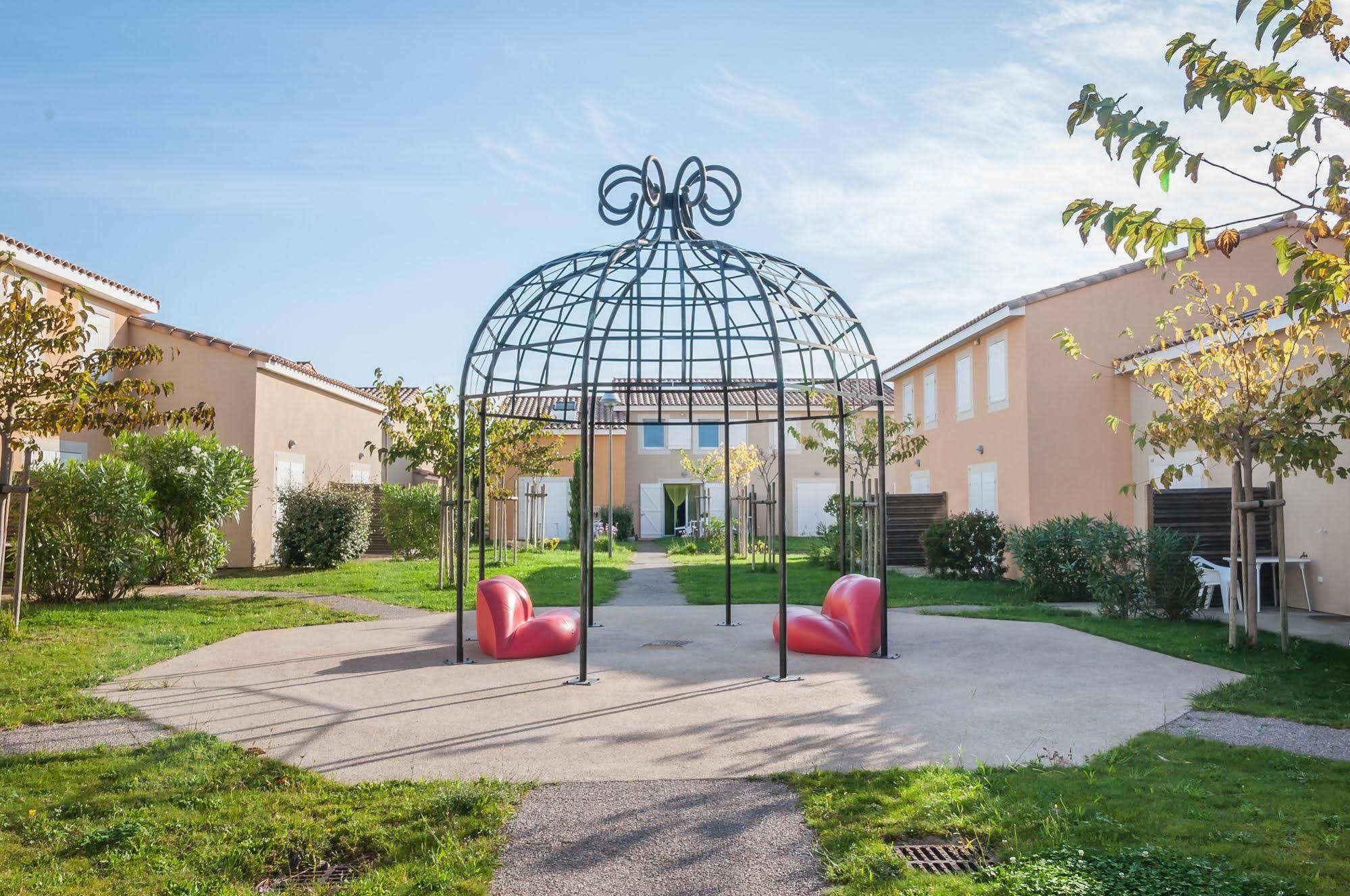 Vacanceole - Les Demeures Torrellanes - Saint-Cyprien Bagian luar foto